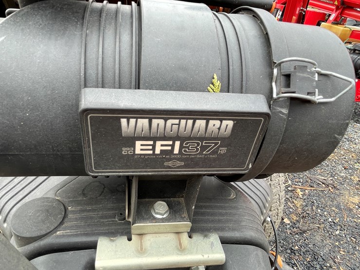 #1015-•-scag-v-ride-lawn-mower-(fall-creek,-wi)-image-15