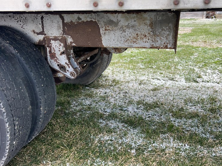 28'-single-axle-pup-trailer-for-storage-image-24