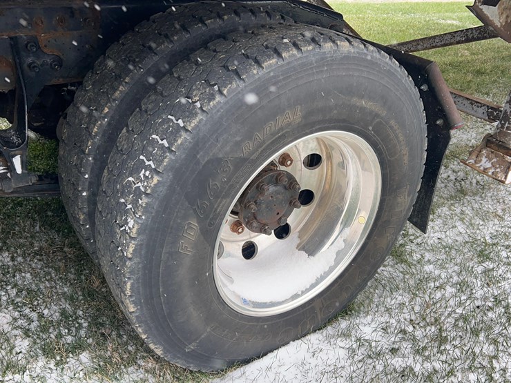 2005-international-8600-image-29