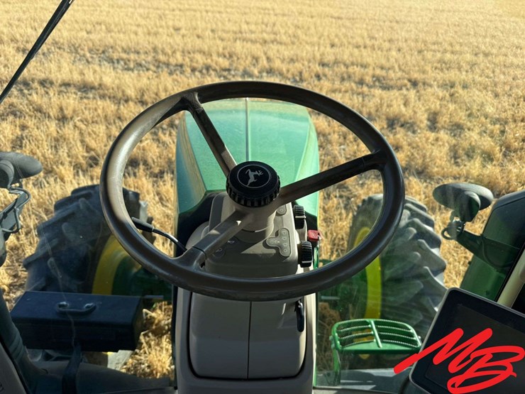 2015-john-deere-7210r-image-25