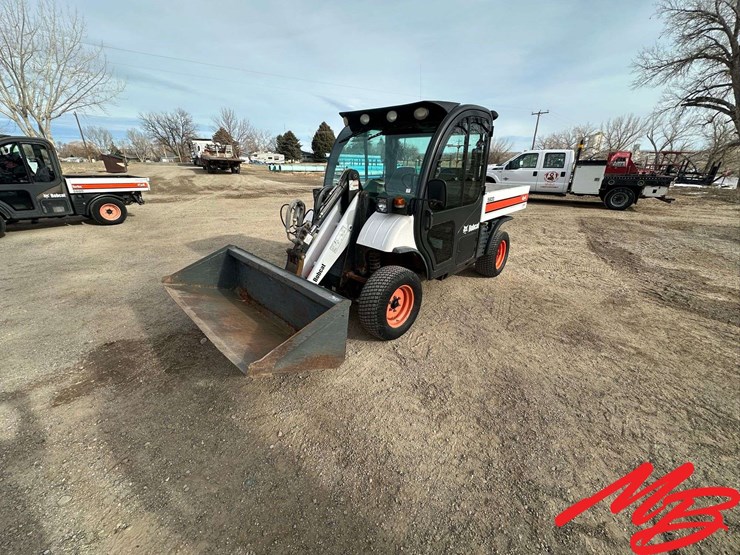 2007-bobcat-toolcat-5600-image-1