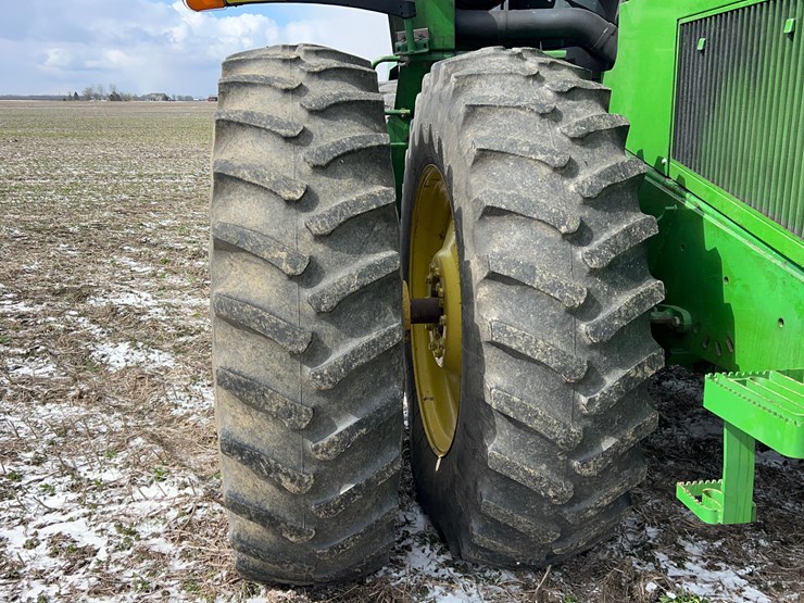 john-deere-8760-image-9