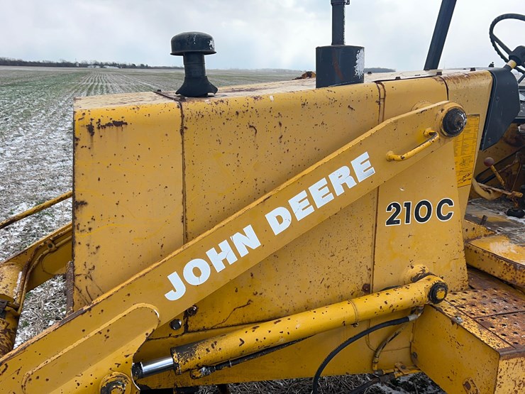 deere-210c-image-31