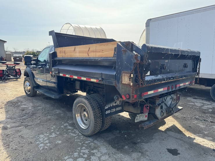 2012-ford-f550-xlt-image-8