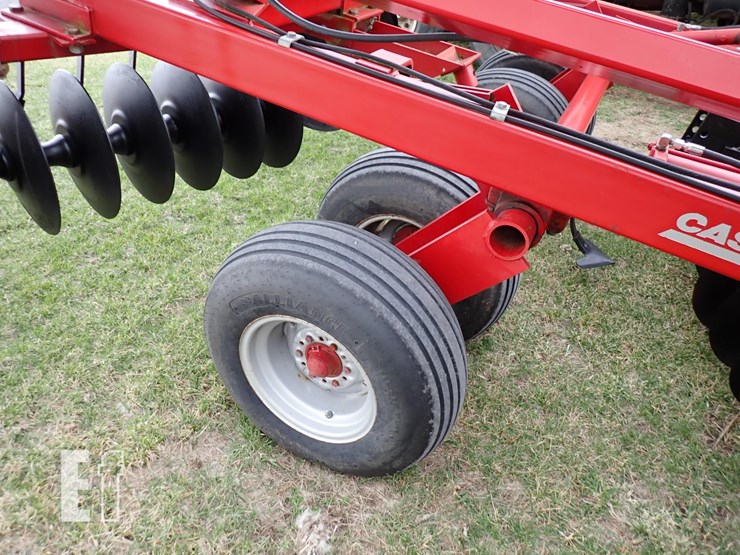 case-ih-3950-image-6