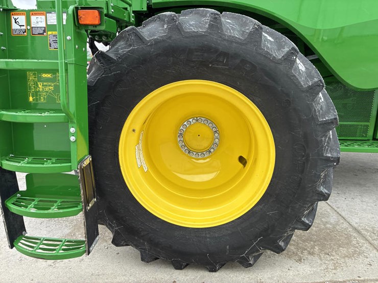 2023-john-deere-s780-image-39