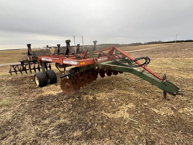 #1079-•-brillion-land-commander-v-ripper-(nelson,-wi)-image-3