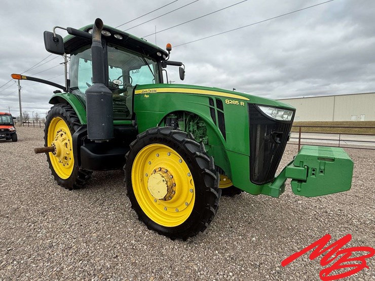 2013-john-deere-8285r-image-5