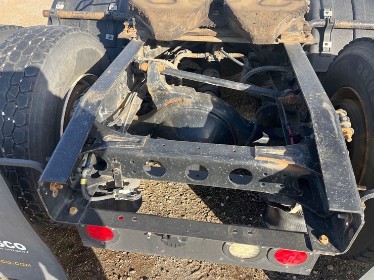 2015-international-prostar-image-26