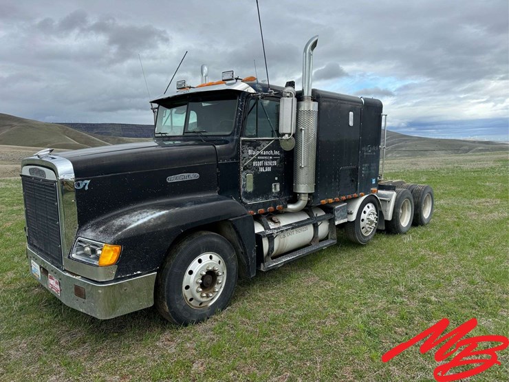 1990-freightliner-fld120-image-1