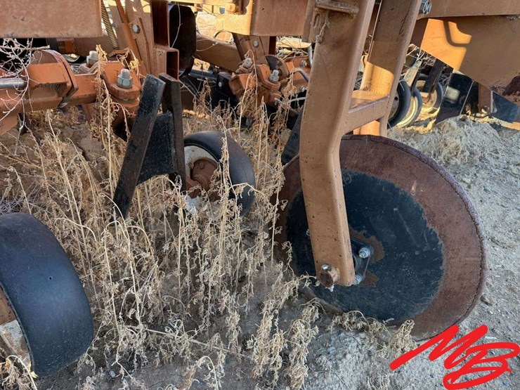 1991-hs-mfg.-24’-cultivator,-12-row-22"-image-10