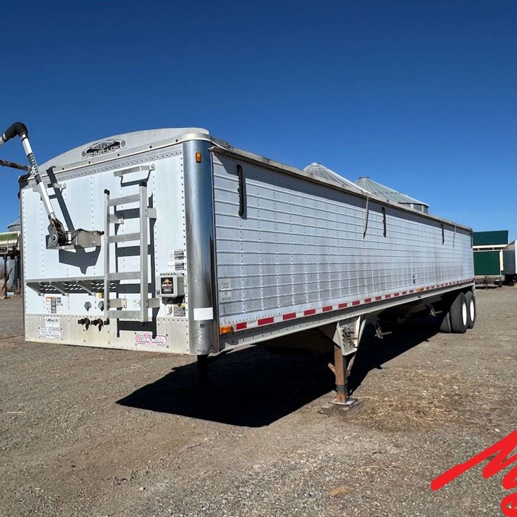 2001 WILSON GRAIN TRAILER