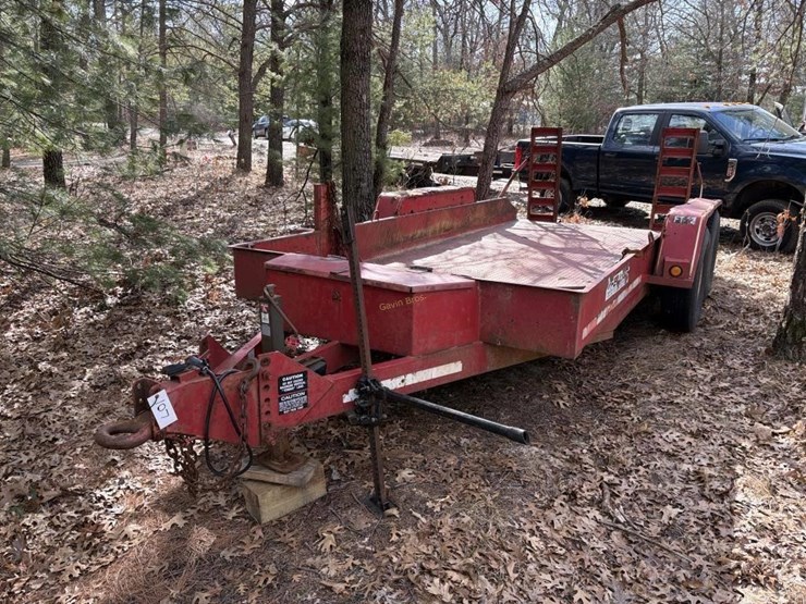 felling-16'-tandem-axle-trailer-image-1
