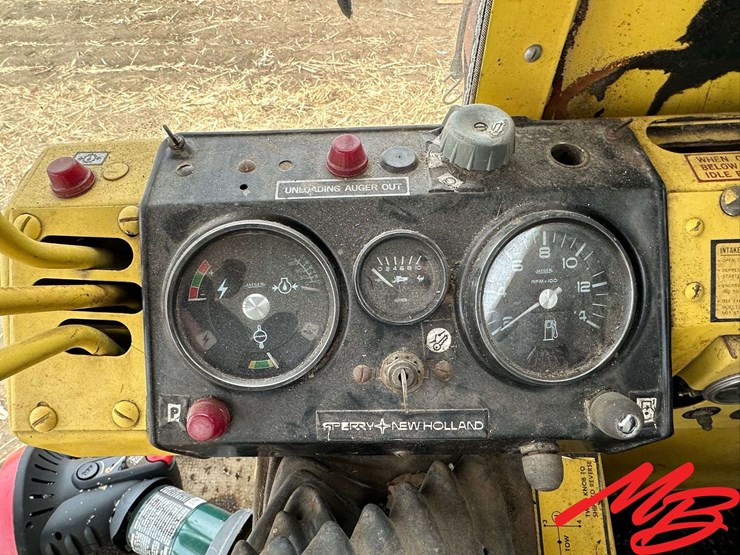 new-holland-70-image-45