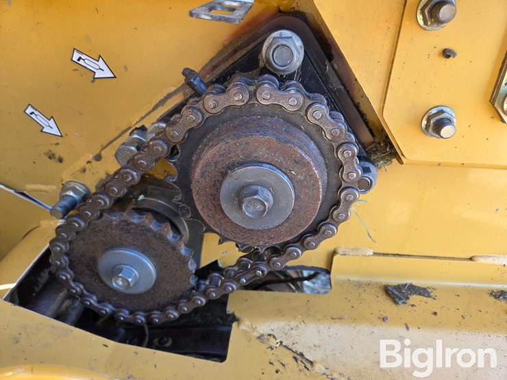 2014-vermeer-605-image-18