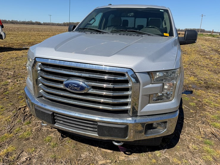 2017-ford-f150-image-25