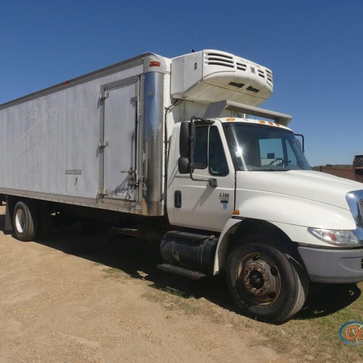 2008 INTERNATIONAL DURASTAR 4300