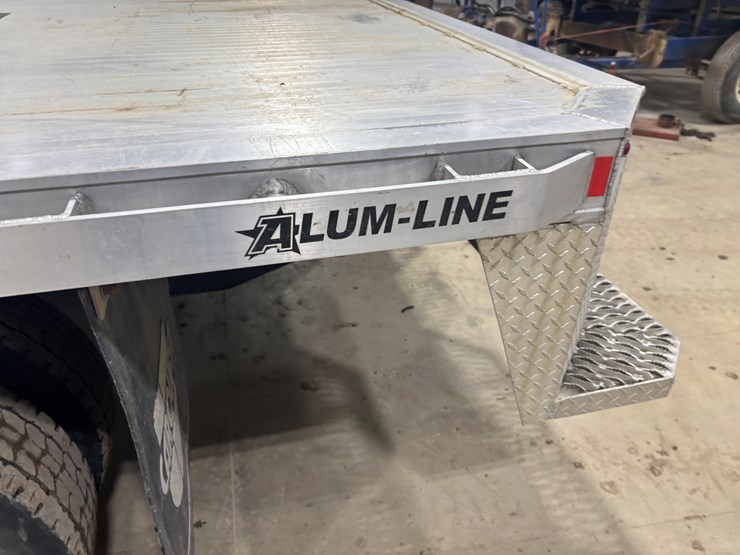 #2331-•-2022-chevrolet-5500-hd-flatbed-truck-image-60