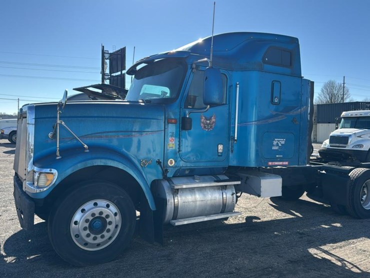 2000-international-9900-image-1