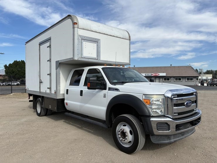 2016-ford-f550-xlt-image-2