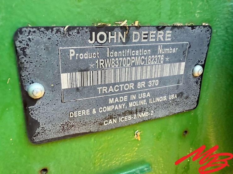 2021-john-deere-8r-370-image-26