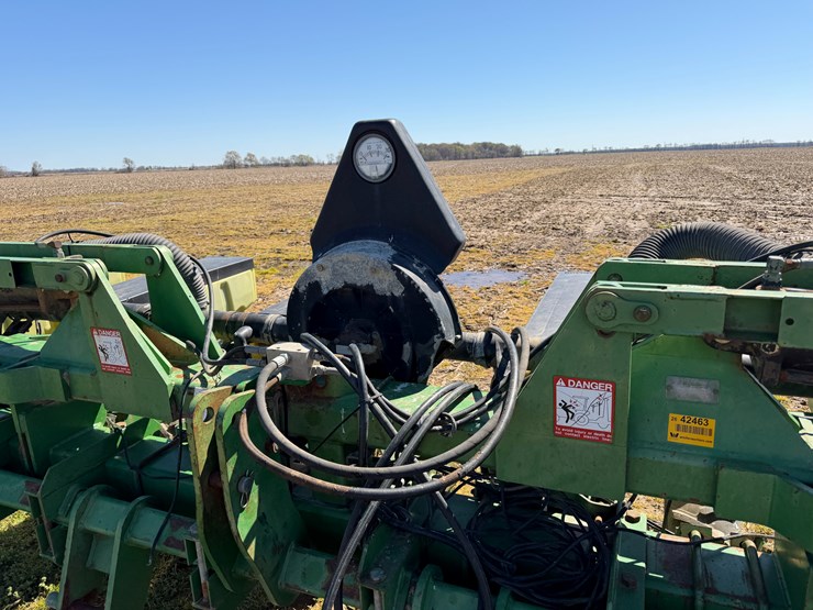 john-deere-7300-image-85