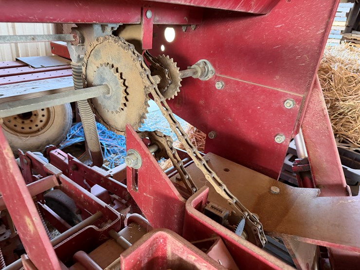 case-ih-5400-image-15