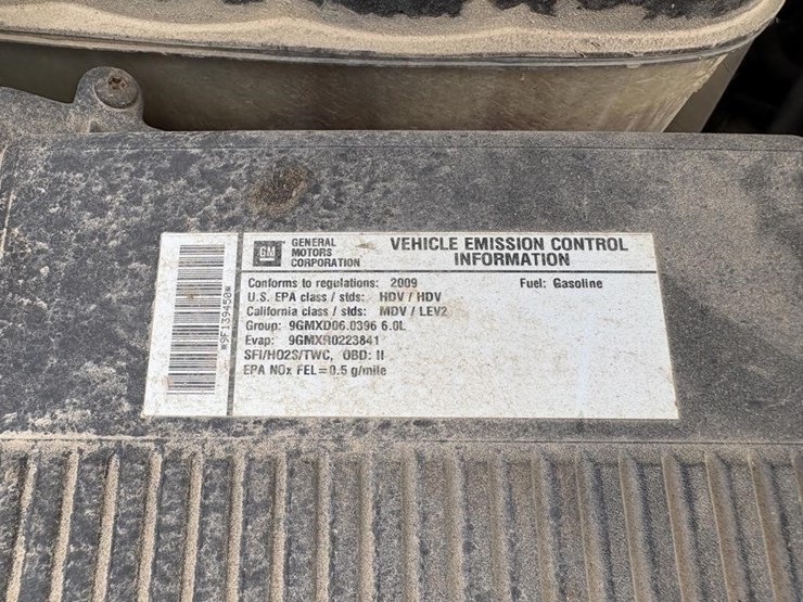 2009-chevrolet-3500-image-18