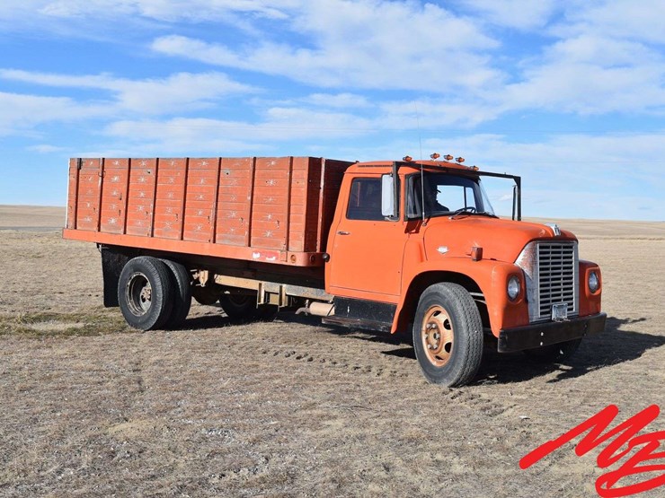 1971-international-loadstar-image-12