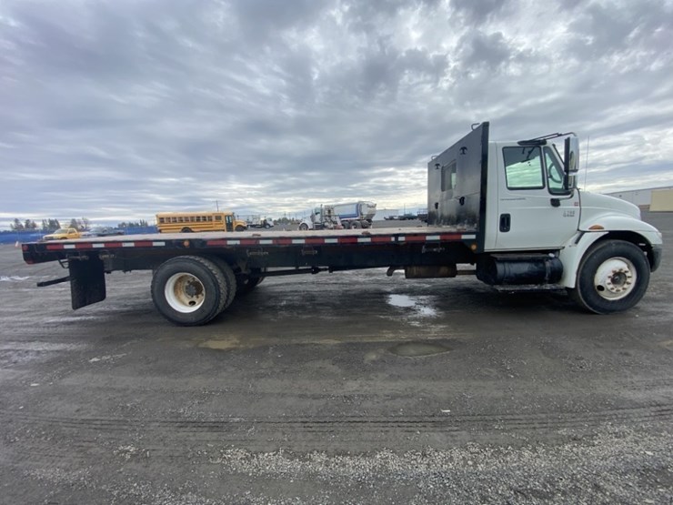 2005-international-durastar-4200-image-6