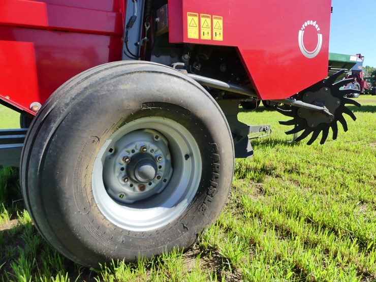 massey-ferguson-1745-image-5