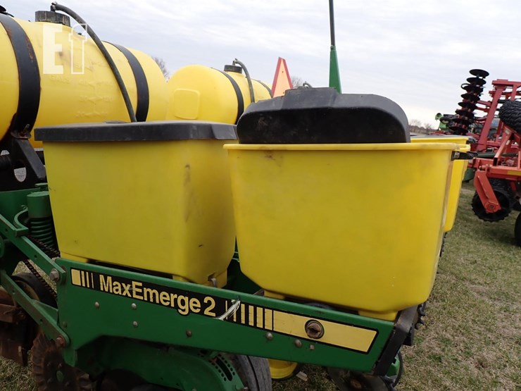 john-deere-7200-image-8
