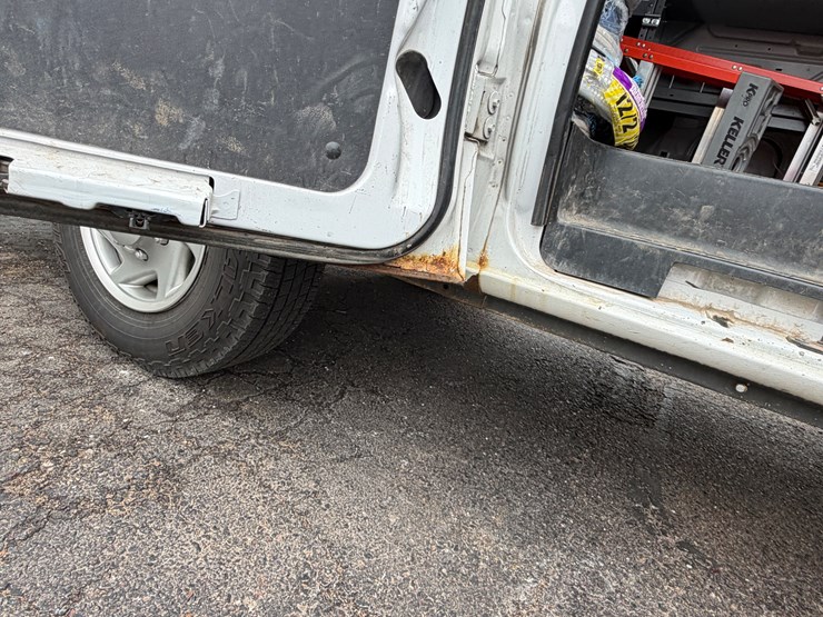 #1020-•-2014-ford-econoline-service-van-(eau-claire,-wi)-(has-wi-title)-image-20