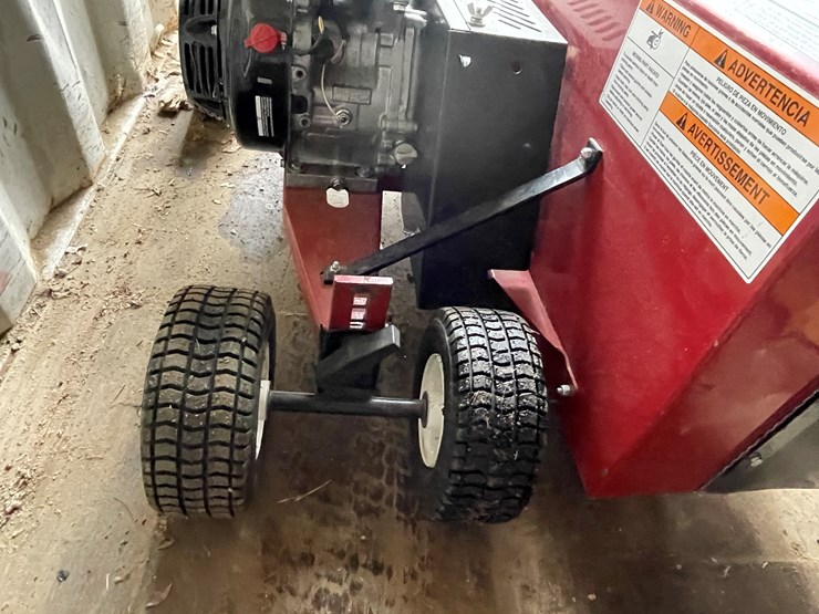 #2001-•-bed-edger-image-12