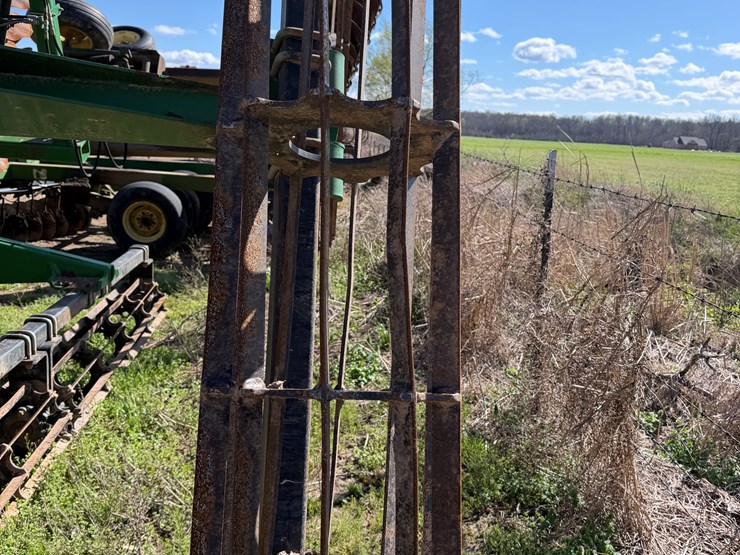 john-deere-2623vt-image-44