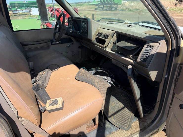 #37048-•-**1992-gmc-sierra-dump-truck-1gdjc34k5ne525733-image-34