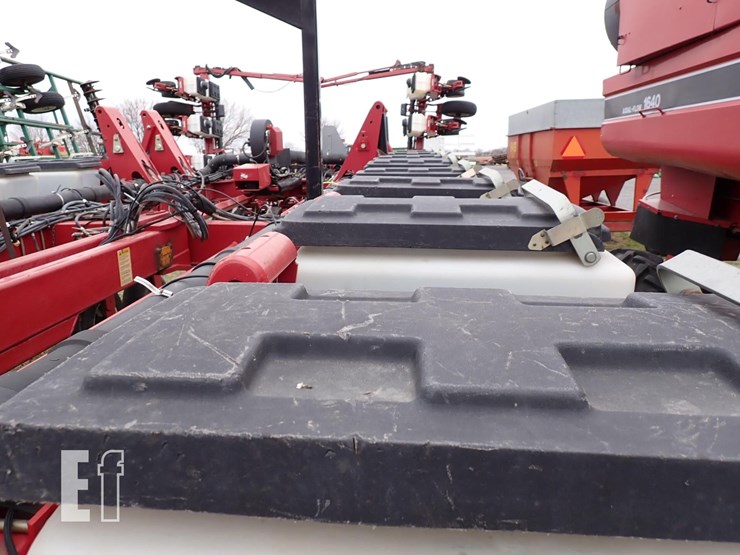 2007-white-8186-image-15