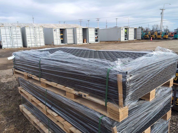 (15)-heavy-duty-mats---8'-x-4'-x-1/2"-thick-image-3