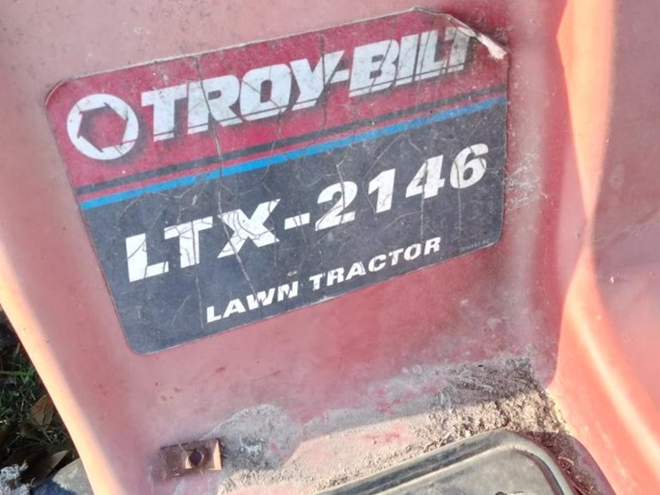 troy-bilt-super-bronco-image-11