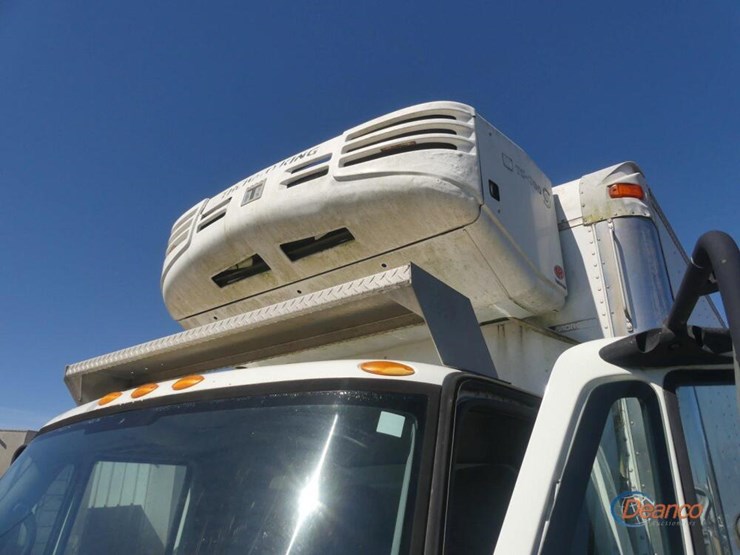 2008-international-durastar-4300-image-12