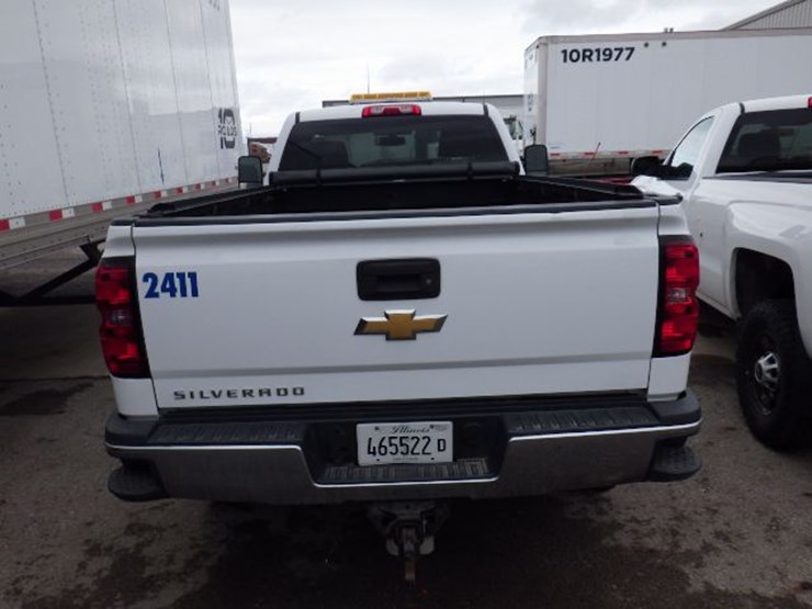 2015-chevrolet-silverado-3500-image-6