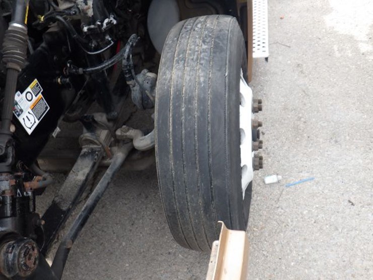 2022-kenworth-t680-image-21