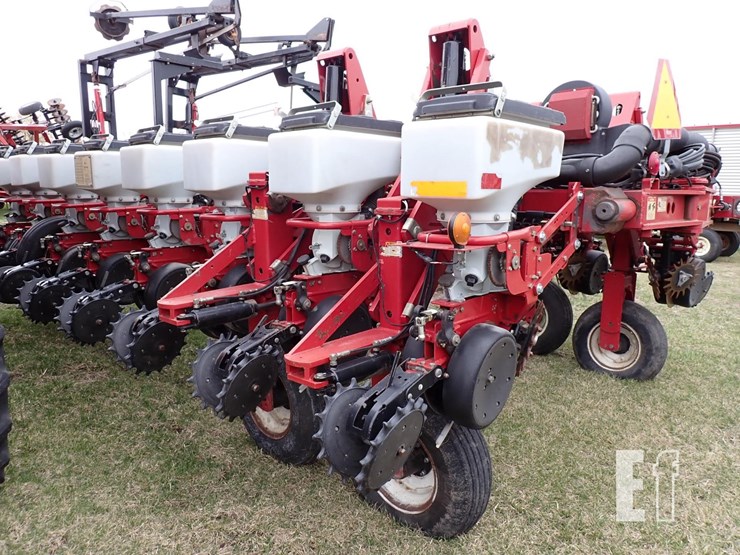 2007-white-8186-image-10