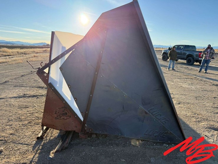 sunflower-header-24’-w/-lucke-shields-and-lucke-pans-image-4