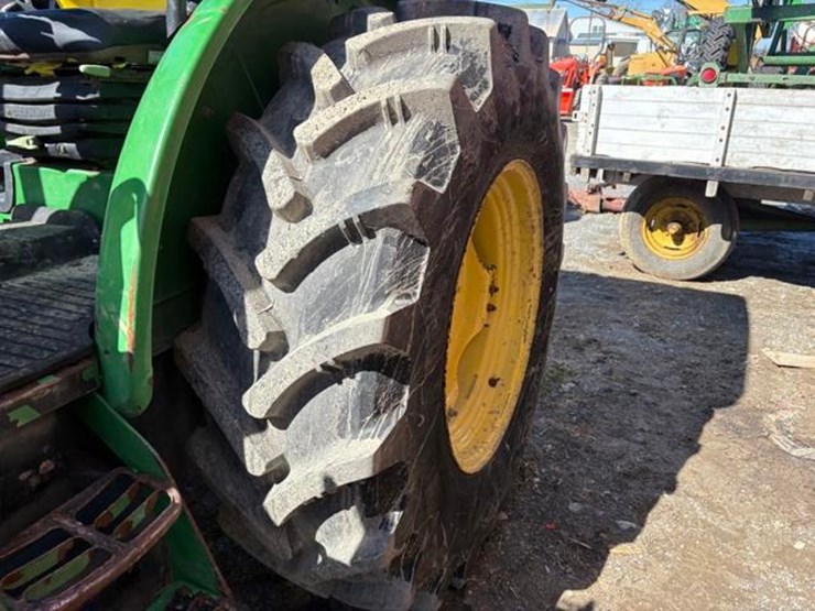 john-deere-5085e-image-12