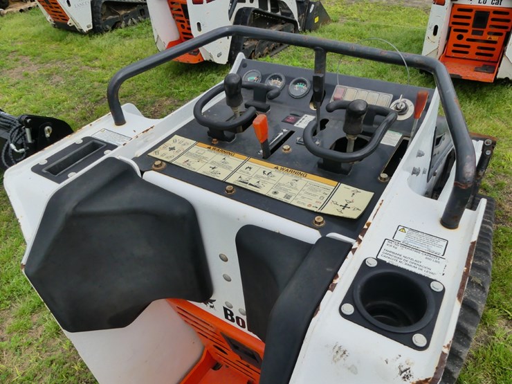 2020-bobcat-mt85-image-5