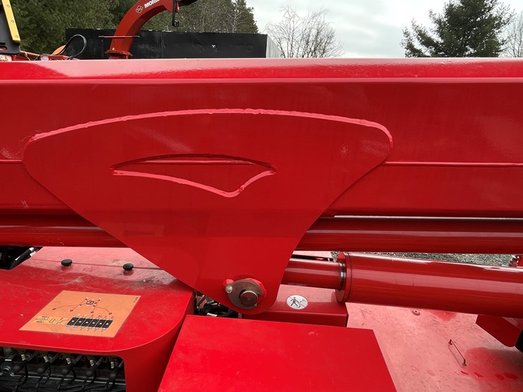 #1000-•-2024-cmc-90hd+-lift-(fall-creek,-wi)-image-28