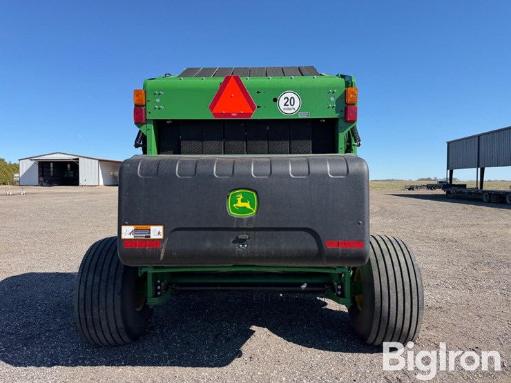 2024-john-deere-561m-image-6