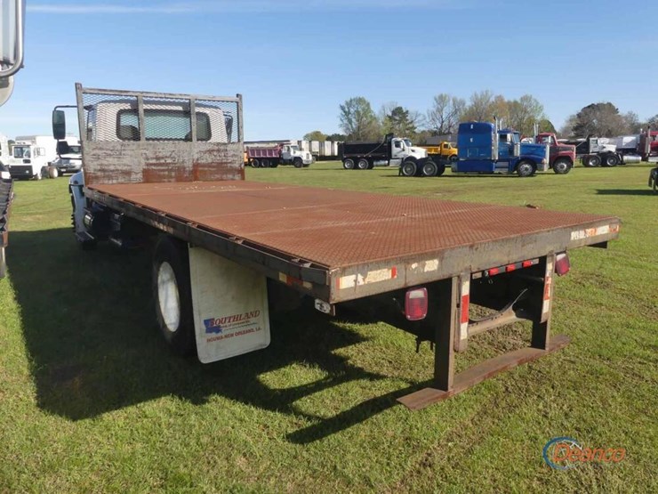 2007-international-durastar-4300-image-3