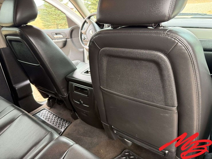 2014-chevrolet-silverado-2500-image-57